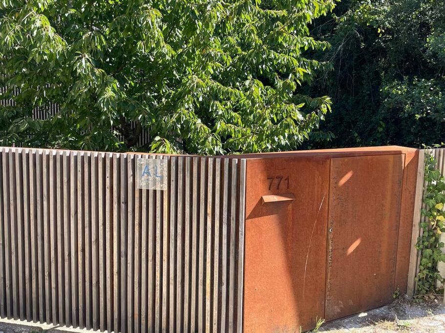 Casa Da Tintim Em Baiaoヴィラ エクステリア 写真